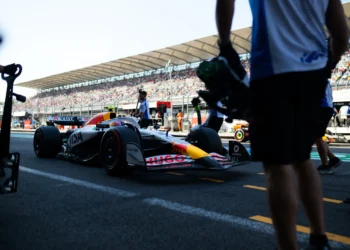 Liam Lawson Blames Carlos Sainz for Devastating Collision That Ruined Mexico GP Dreams