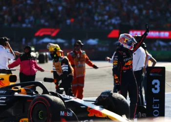 Max Verstappen’s ‘Insane’ Comeback Leaves Red Bull Awestruck in Thrilling Mexico City Grand Prix