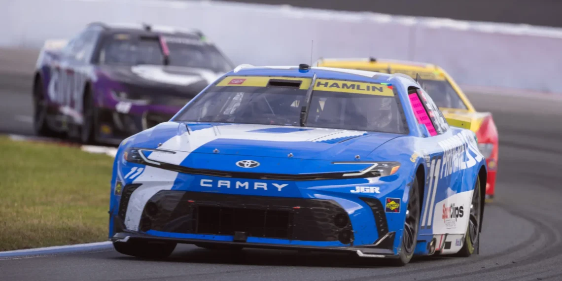 Hamlin’s Heart-Wrenching Regret: Did He Cost Himself a Shot at NASCAR Glory?