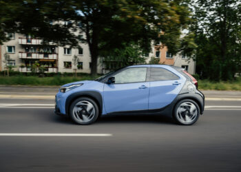 Vítima do fisco: ao volante do renovado Toyota Aygo X