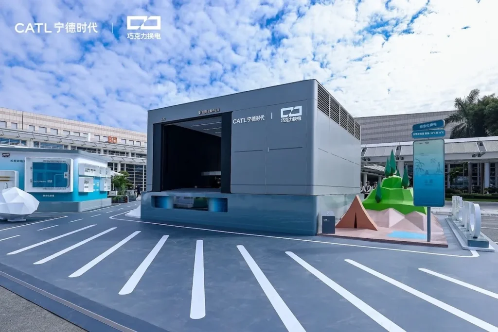 CATL já tem 700 estações de troca de baterias