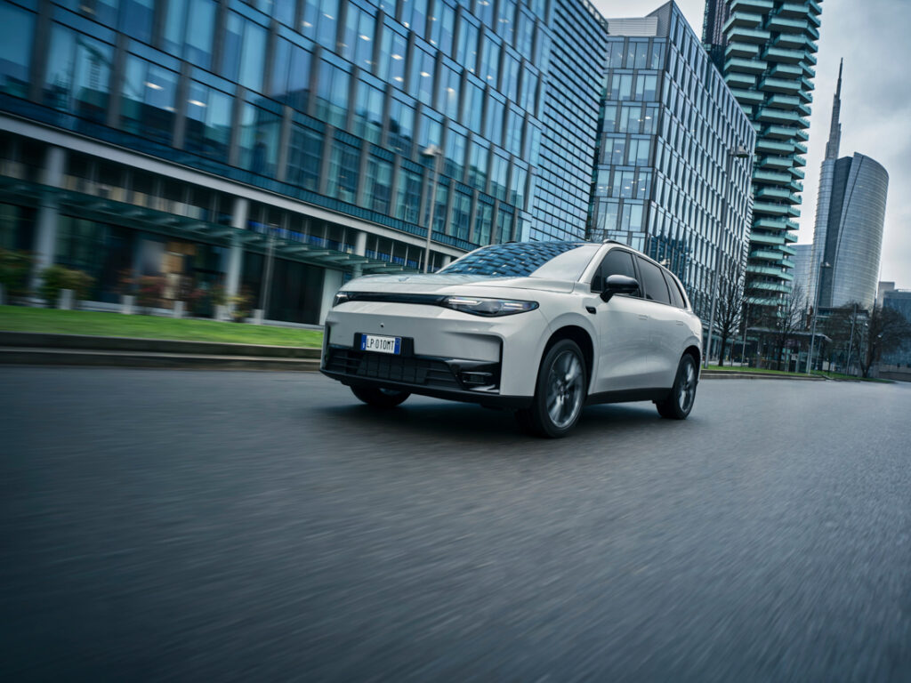 Estreia em Zurique: Leapmotor C10 AWD com 598 cv