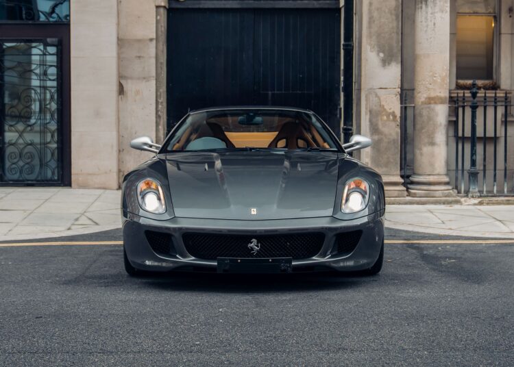 Ferrari 599 GTB muito especial vai a leilão: o último cavallino rampante com caixa manual