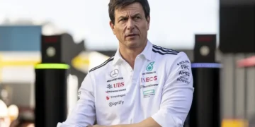 Toto Wolff’s Shocking Mercedes Stake Sale Sparks F1 Frenzy: Racing Bulls Respond to Controversy