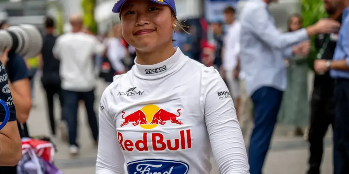 Chloe Chambers Dominates F1 Academy Qualifying, Stealing Spotlight in Las Vegas Showdown!