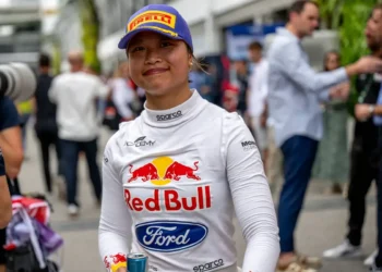 Chloe Chambers Dominates F1 Academy Qualifying, Stealing Spotlight in Las Vegas Showdown!