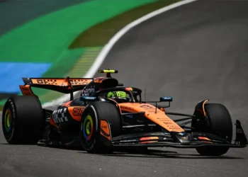 Lando Norris Shocks F1 World with Thrilling Last-Minute time in 2025 Brazil Grand Prix Practice