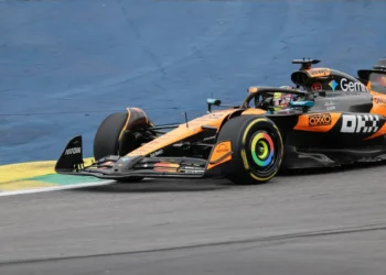 Oscar Piastri’s São Paulo GP Nightmare: Shocking Penalty Threatens F1 Title Dreams!