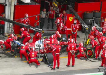 Lewis Hamilton’s Ferrari Nightmare Deepens: Brutal Retirement Sparks Outrage in Sao Paulo GP
