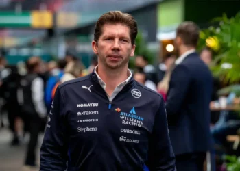 James Vowles makes thrilling racing comeback at Gulf 12 Hours: what to expect in Abu Dhabi!