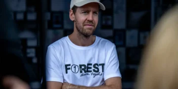 Vettel’s bold advice to Hamilton: mastering Italian culture is key to Ferrari success