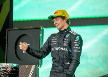 Kimi Antonelli Triumphs Against Max Verstappen’s Fiery Charge in Thrilling Brazil GP Showdown!