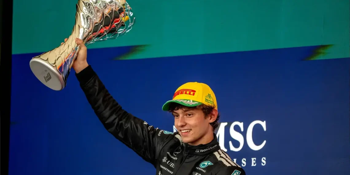 Kimi Antonelli’s Stunning Rise Puts Lewis Hamilton’s Legacy in Jeopardy – A Mercedes Showdown!