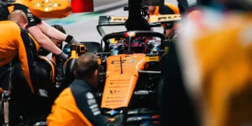 Piastri’s McLaren Sparks Hope Amidst Vegas Struggles: Can He Turn It Around?