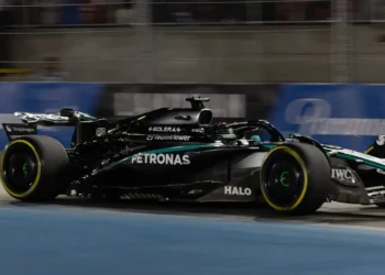 Mercedes F1 Valuation Soars to £4.6 Billion After Groundbreaking Stake Sale to CrowdStrike CEO!