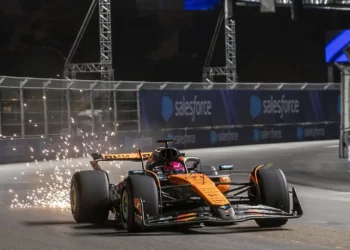 Oscar Piastri Sparks Controversy by Reposting Shocking Claim on McLaren’s Favoritism for Lando Norris
