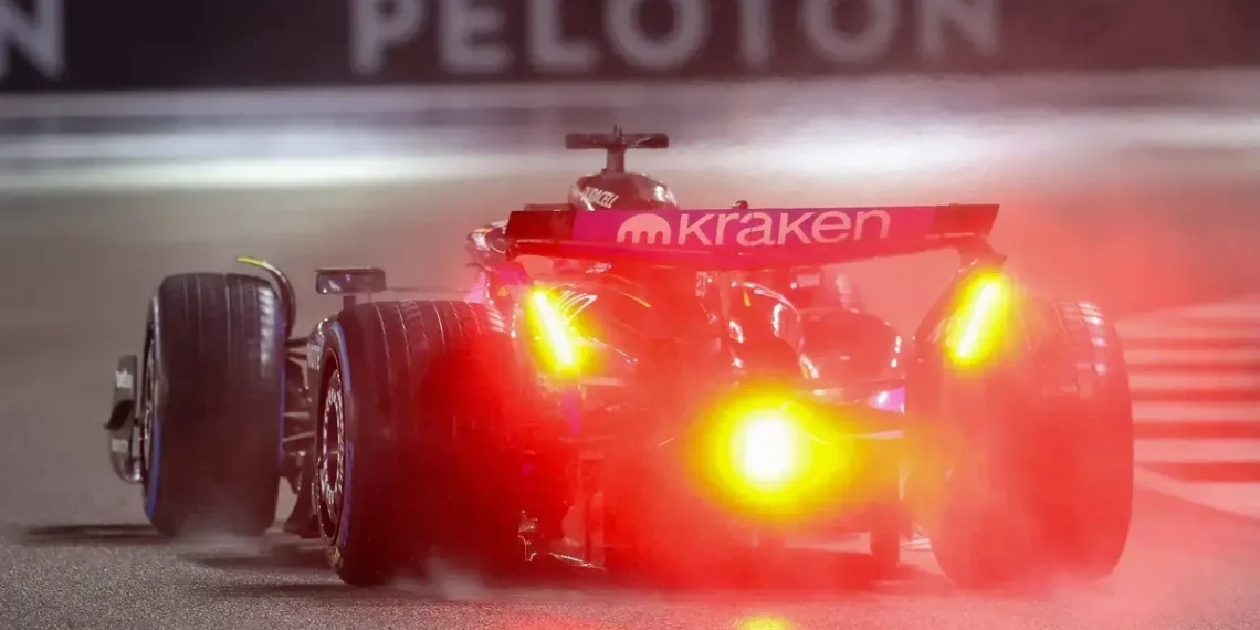 Albon Slams FIA Over Daring Las Vegas Qualifying: “Conditions Were Sketchy and Dangerous!