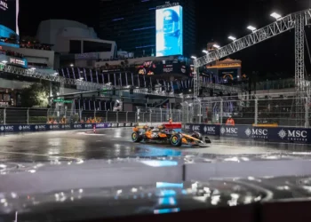Piastri’s Heartbreak: Fifth Position After Yellow Flags Thwart Potential Podium at Las Vegas GP
