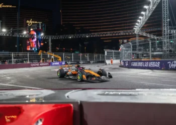 McLaren’s Shocking Double Disqualification: Norris and Piastri’s F1 Las Vegas GP Nightmares Unfold!