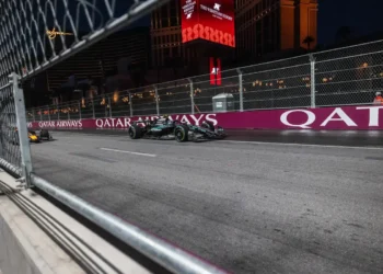 Kimi Antonelli Defies Odds: From 17th to 5th in Thrilling Las Vegas Race Showdown!