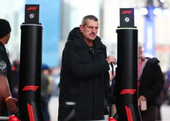 Guenther Steiner blasts McLaren: support Lando Norris now or risk championship disaster!