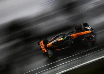 McLaren’s shocking disqualification in Las Vegas: internal investigation reveals stunning revelations!