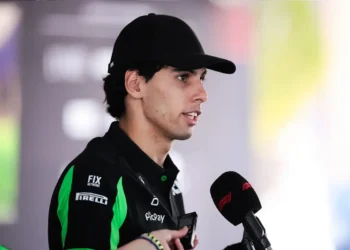 Gabriel Bortoleto’s shocking crash ignites fierce backlash: F1 rookie’s costly mistake under fire