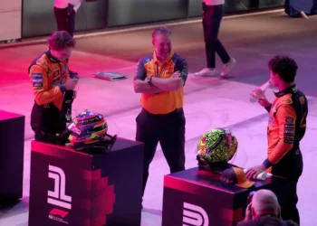 Oscar Piastri claims pole position at Qatar Grand Prix 2025: can McLaren dominate the race?