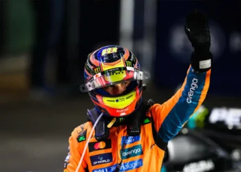 Oscar Piastri storms to pole position in Qatar F1: can Lando Norris catch him?