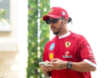 Ferrari showdown: Hamilton’s future in jeopardy as Sainz’s manager sparks rumors in Qatar
