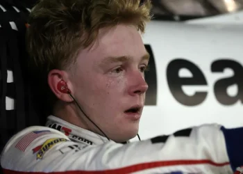 Heartbreak in Phoenix: Connor Zilisch’s Dominant NASCAR Xfinity Championship Dreams Dashed at Last Minute