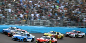 Denny Hamlin’s Devastating 2025 Championship Heartbreak: A Catastrophic NASCAR Finale Unfolds!