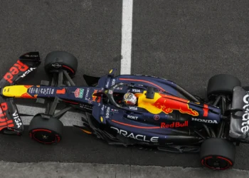 Max Verstappen Faces Devastating Red Bull Collapse in Brazil: Championship Dreams Hang by a Thread