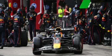 McLaren Challenges Red Bull: Is Max Verstappen’s Engine Change a Cost Cap Controversy?