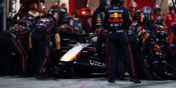 Max Verstappen seizes thrilling Qatar GP victory, setting stage for dramatic F1 title showdown