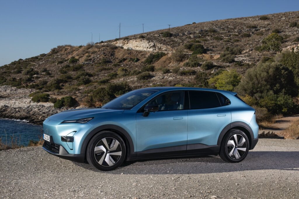 Changan Deepal S05 em Portugal desde €36 990