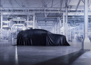 Bentley Beyond100: primeiro SUV 100% elétrico em 2026