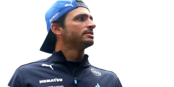 Carlos Sainz triumphs over Lewis Hamilton: how the ex-Ferrari star found his stride in F1