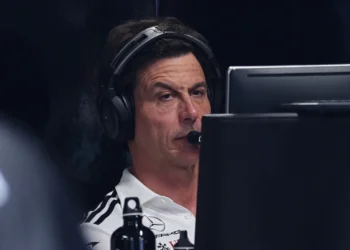 Ford responds to Toto Wolff’s ‘Mount Everest’ Red Bull engine claim: F1 2026 showdown awaits!