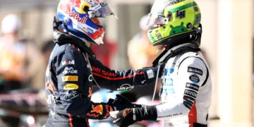 Lando Norris dazzles in title race: Carlos Sainz and Alex Albon praise his incredible skill