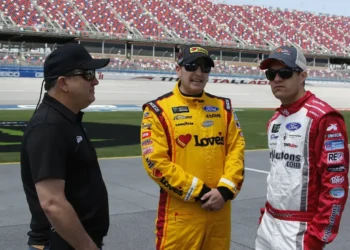 NASCAR’s shocking courtroom battle: Front Row owner reveals million-dollar losses and fierce competition fears