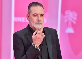 Jeffrey Dean Morgan unleashes fiery attack on McLaren’s Zak Brown over driver favoritism debacle