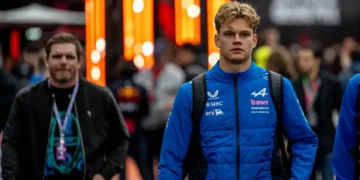 Alpine’s daring gamble: reserve drivers Paul Aron and Kush Maini take center stage in Abu Dhabi FP1