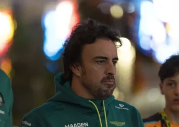Alonso admits shock at performance: points exceed all expectations in Qatar showdown