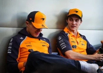 Oscar Piastri fights against the odds in Abu Dhabi: can he reclaim his title dreams?