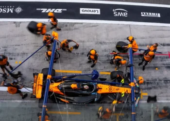 Brundle warns McLaren: risk team orders or face nuclear fallout in Abu Dhabi GP showdown