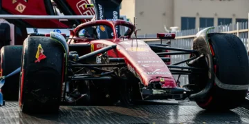 VIDEO – Hamilton’s nightmare crash shakes Ferrari’s Abu Dhabi hopes: can Leclerc salvage their season?