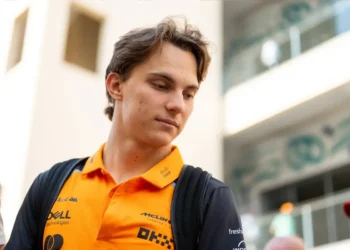 Oscar Piastri faces tough choice: will he sacrifice for Lando Norris’ F1 title dream in Abu Dhabi?