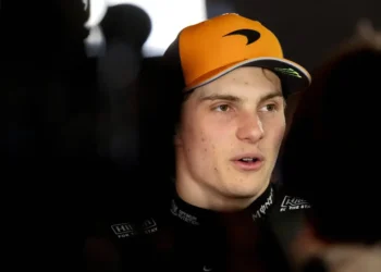 Oscar Piastri reflects on bittersweet season: can he rise to F1 greatness in 2025?