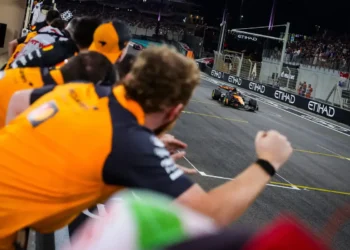 McLaren’s daring strategy pays off as Norris clinches World Championship in thrilling Abu Dhabi showdown